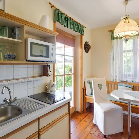 Casa vacanze In Gersdorf Near A Swimming